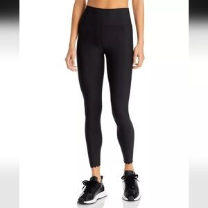 NWT Bloomingdale's Aqua 100% Exclusive Athletic Scalloped Leggings Black